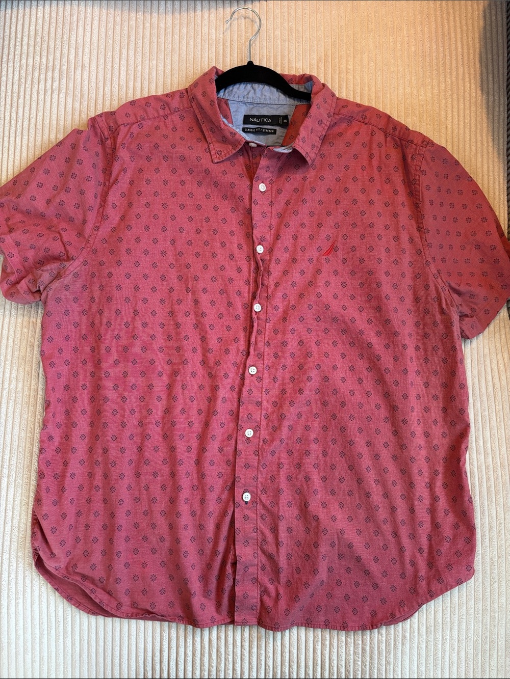 Nautica Men’s Short Sleeve Button-Down Shirt - Rose Red with Navy Print